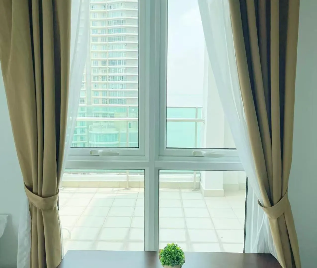 Apartament Mansion One 2R2B Seaview Up To 10 Pax George Town