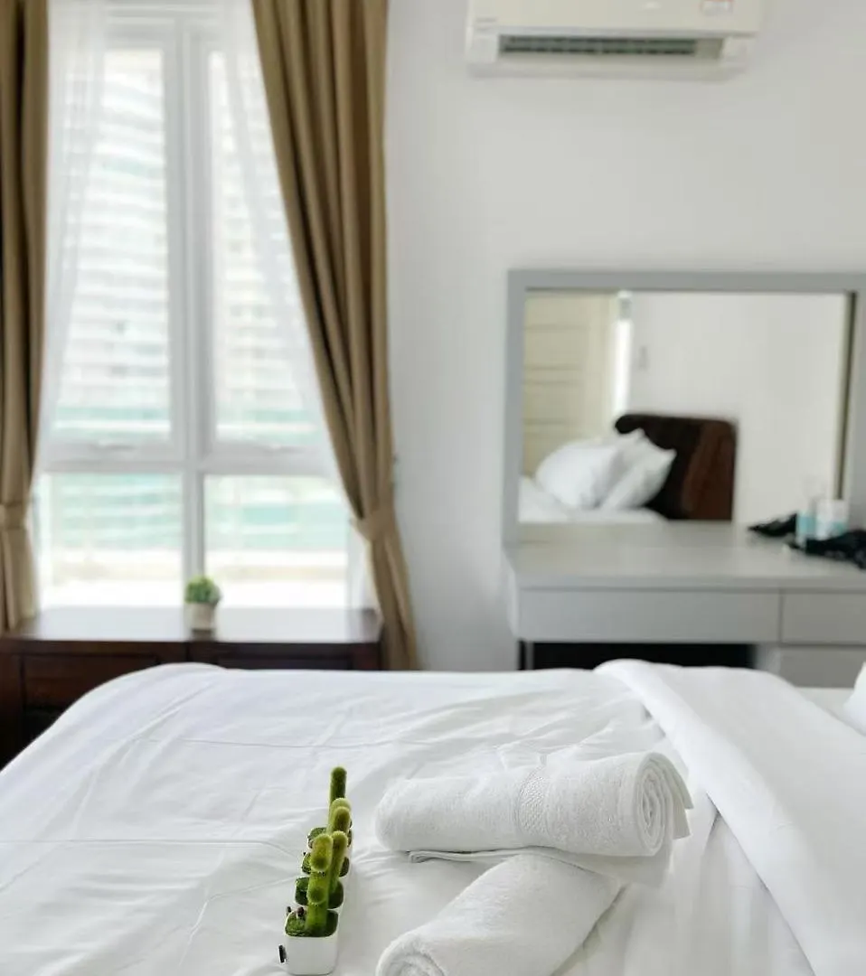 Apartament Mansion One 2R2B Seaview Up To 10 Pax George Town Malezja